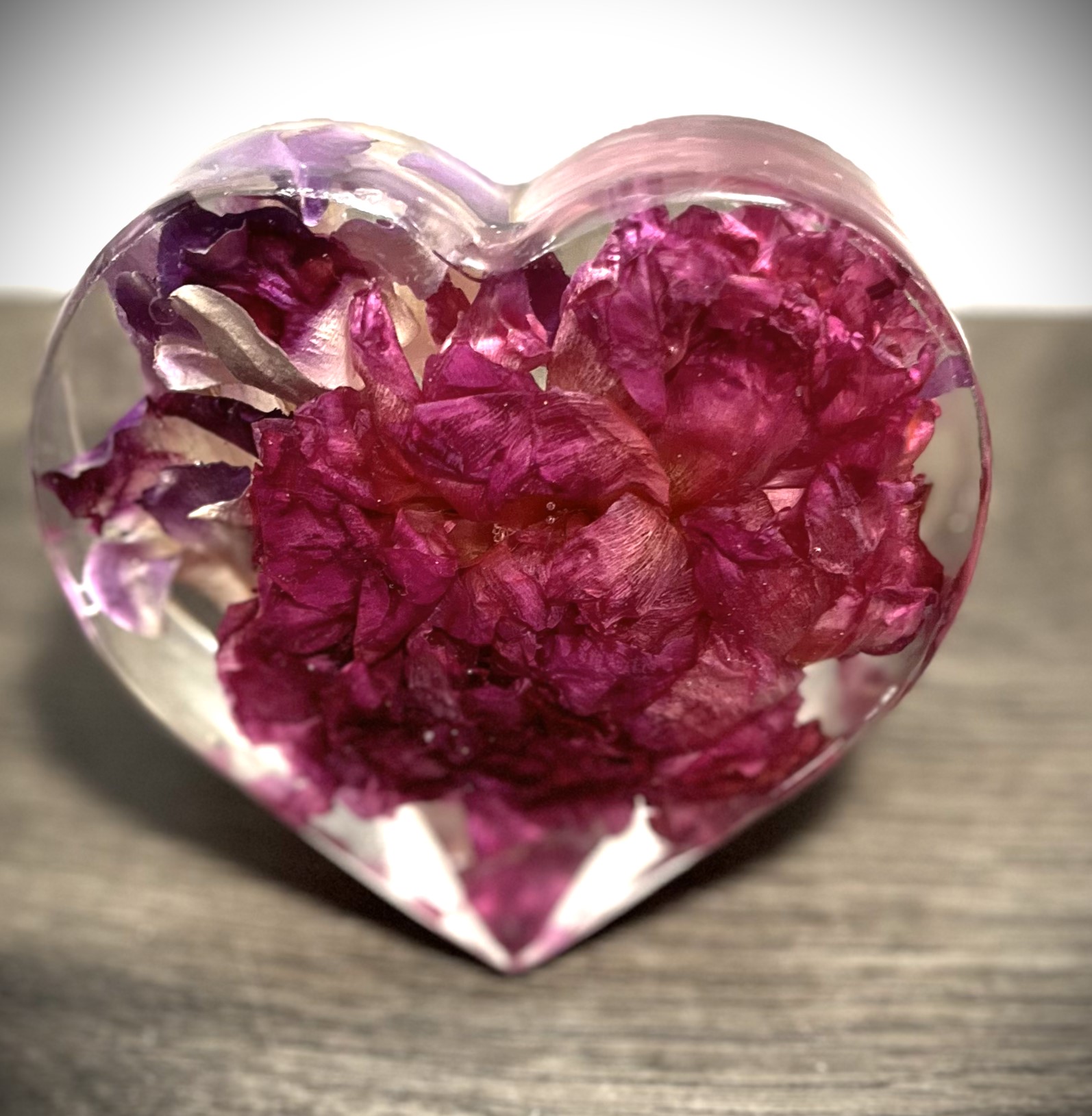 resin heart